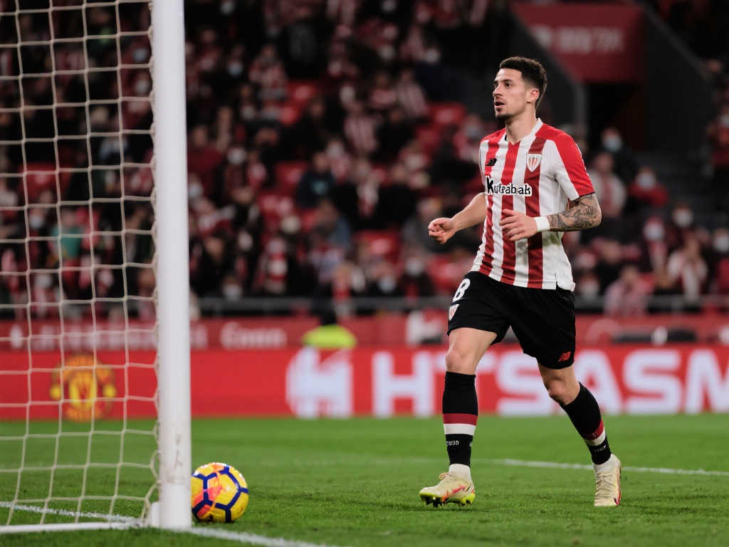 通过一系列 通过一系列